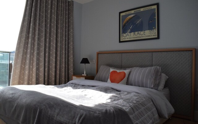 2 Bedroom Flat With Amazing London Views