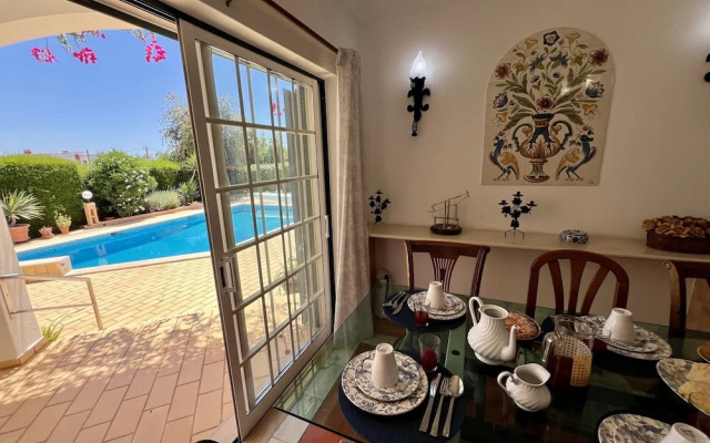 Alvor Traditional Villa by Homing