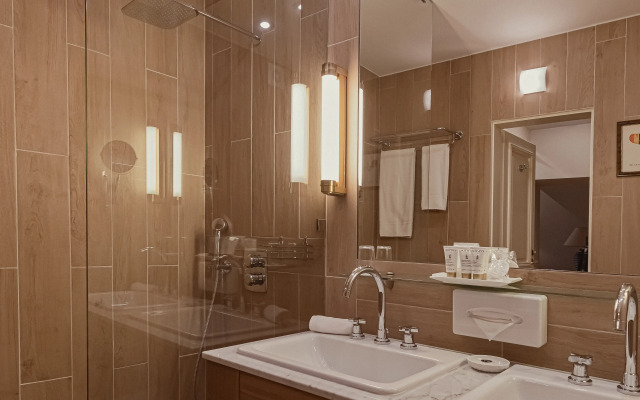 Отель «Стикляй»