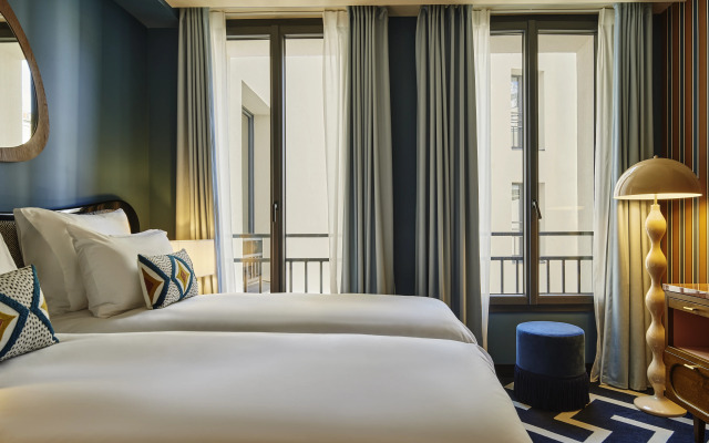 Mercure Paris Butte Montmartre Basilique