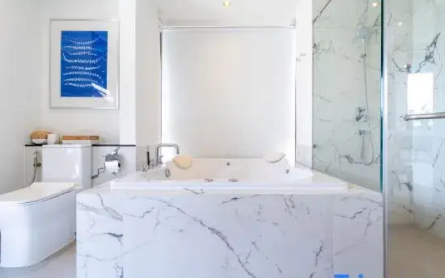 Phuket Seaview with Pool and Rooftop 4 Bedroom Skyvilla