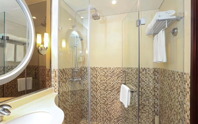 Holiday Inn Shanghai Pudong Nanpu by IHG
