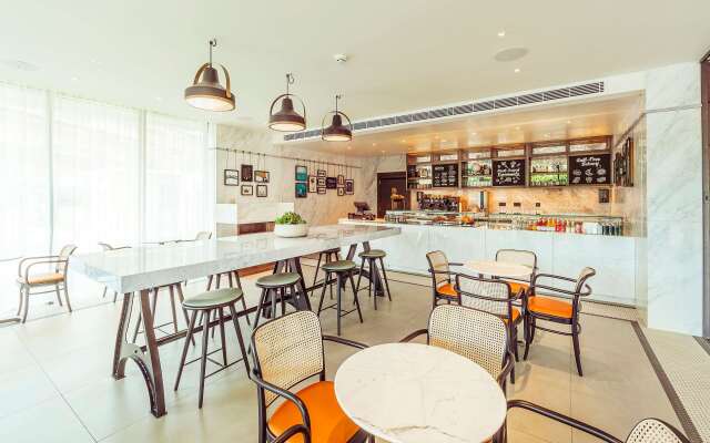 The Fellows House Cambridge, Curio Collection by Hilton