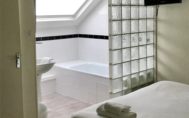 Citotel Logis Louise de Savoie