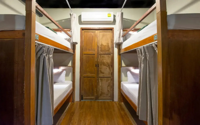 Suneta Hostel Khaosan