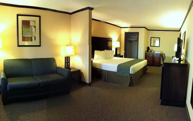 Cochran Inn & Suites