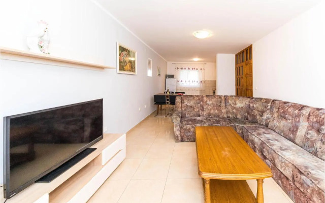 Holiday home Okrug Gornji 51