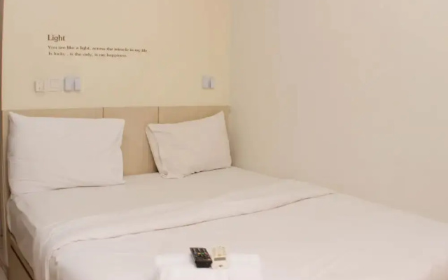 Cozy Living Studio Room At Springlake Summarecon Bekasi Apartment