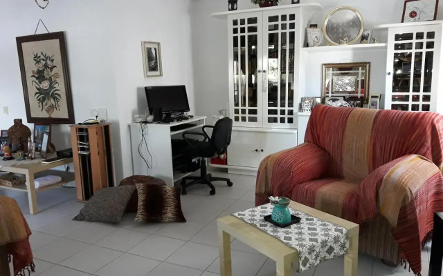 Shared Top 1St Floor Villa