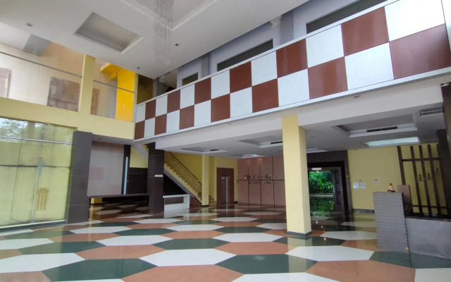 Raz Hotel & Convention