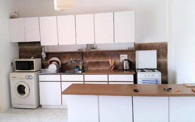 1 Bedroom Apartment With a Magnificent sea View