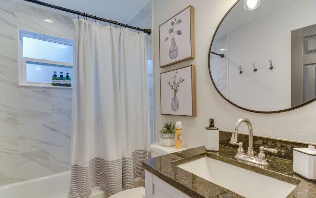 Tampa Vacation Rental ~ 4 Mi to Downtown!