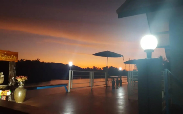 Khum Thong Resort