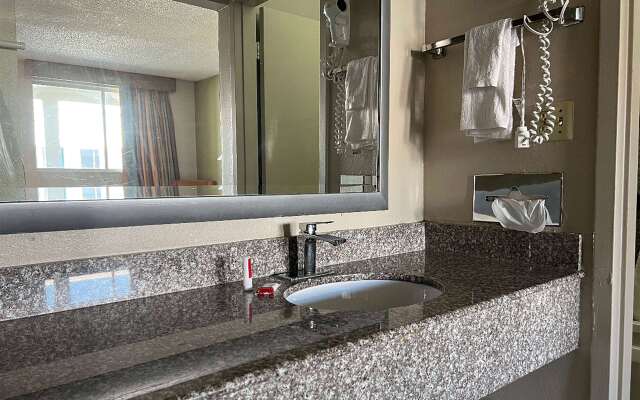 Baymont by Wyndham Odessa University Area