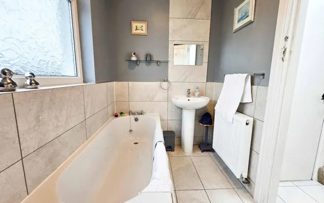 Brynview - 3 Bedroom Holiday Home - Reynoldston