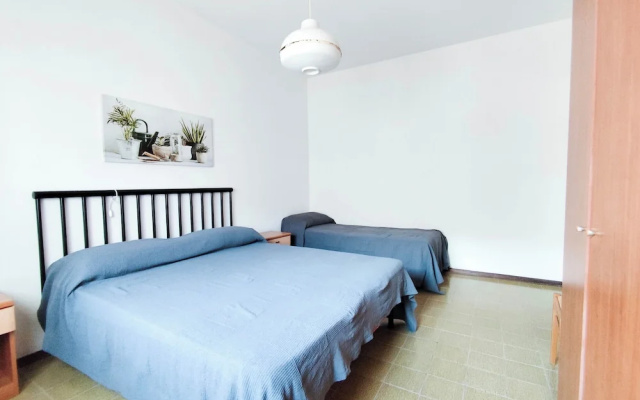 Apartment With Balcony on the Seafront
