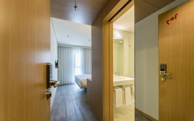 Moov Hotel Porto Norte