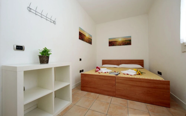 Porto Letizia Mimosa 4