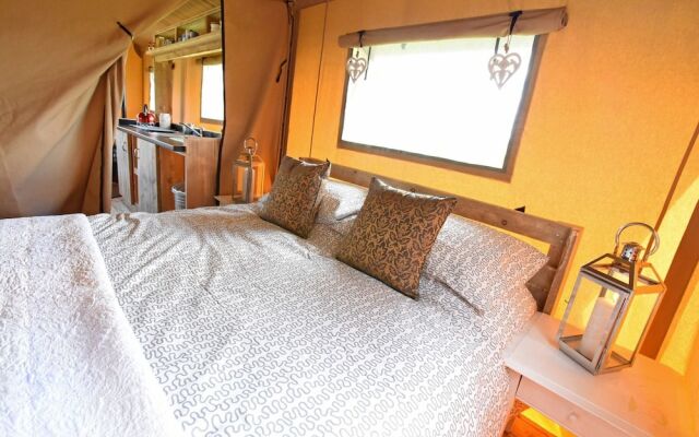 Carr's Hill Luxury Safari Tents