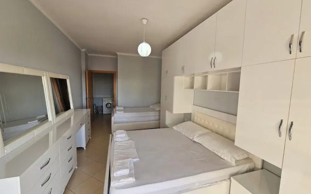 Sea View 1-bed Apartment in Vlore