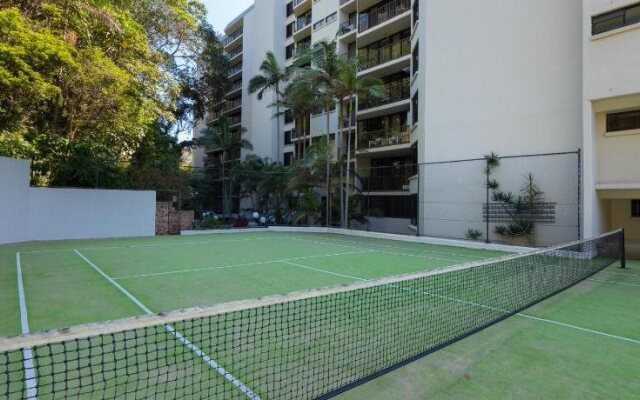 Rocks Resort Currumbin Beach
