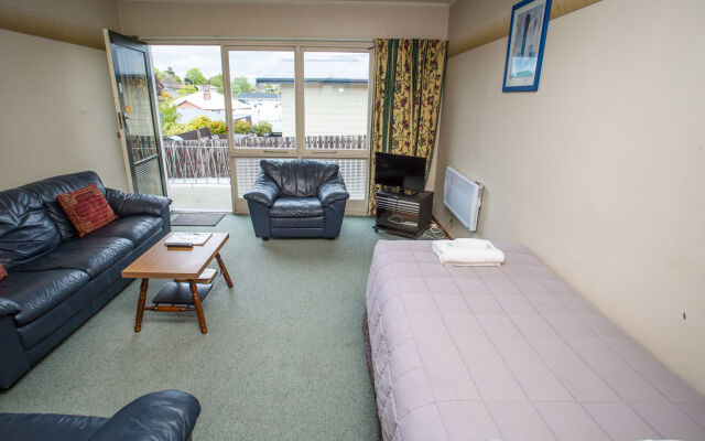 The Coast Motel