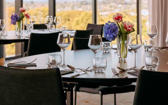 Mercure Melbourne Doncaster