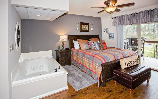 Cedar Lodge 401