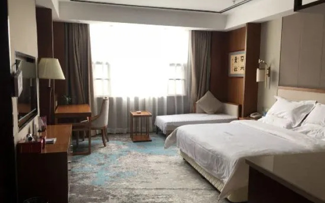 Fufeng Holiday Hotel