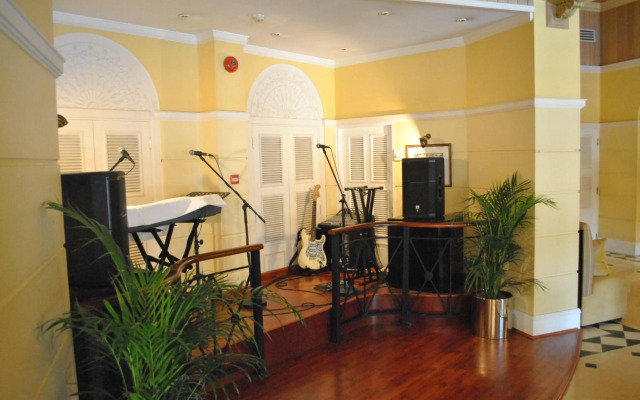 Chelsea Plaza Hotel