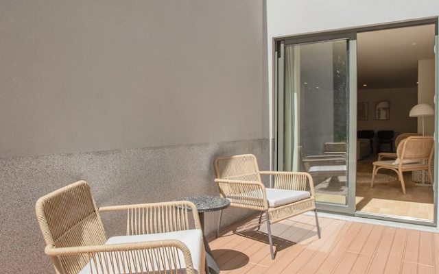 Liiiving - City Design Apartment C