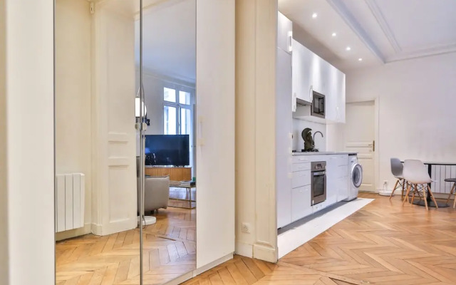 Secret Villiers I Stylish 2 Bed Apt in Villiers