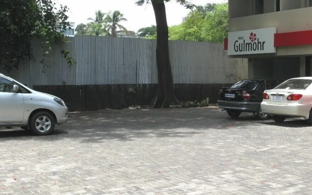 Hotel Gulmohr