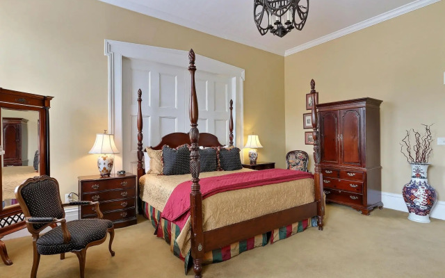 The Presidents' Quarters Inn