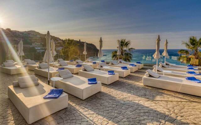 Playacalida Hotel