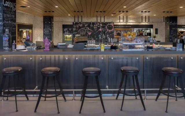 Moxy Milan Linate Airport