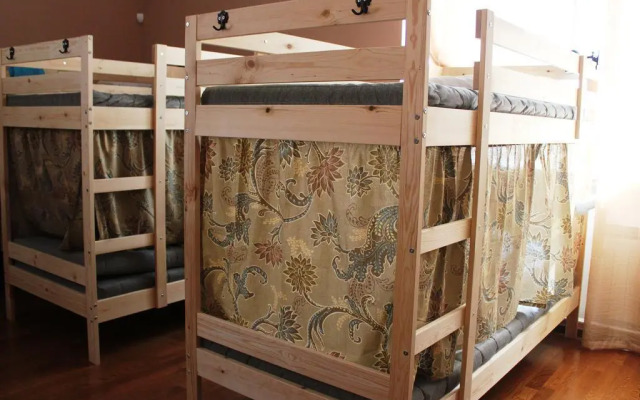 Tihaya Gavan' Hostel