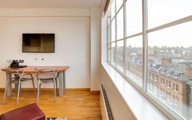 Attractive Apartment in London Near Somerset House