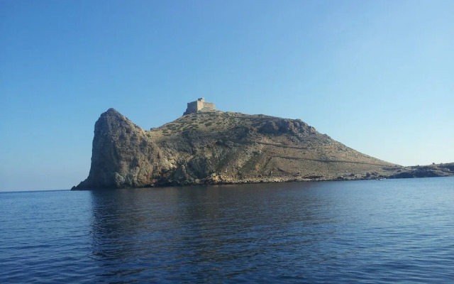 Liveaboard & Diving Safari - Aegadian Islands Tour
