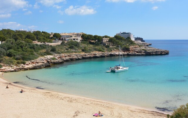 Mallorca Front Line Apartment With Terrace