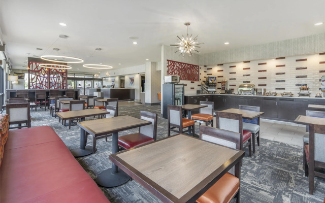 Best Western Plus Castlerock Inn & Suites