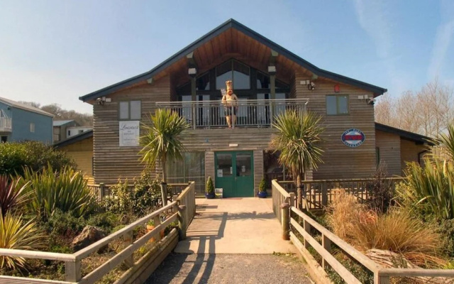 Freshwater Bay Hol Vge 256