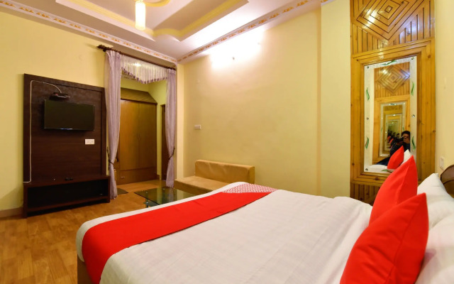OYO 12271 Avenue Manali