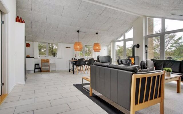 "Gildo" - 375m from the sea in NW Jutland