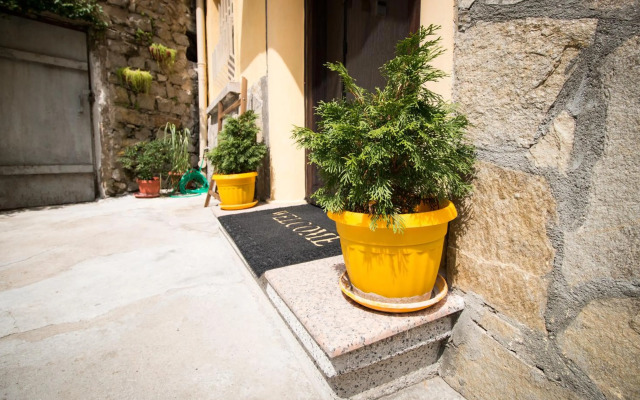 The Rocky House - Central & Private 2BDR