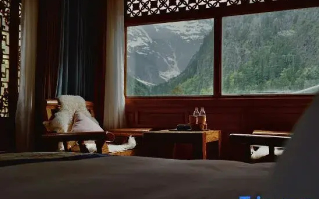 ZhiYu Guest House