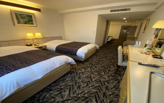Apa Hotel Isehara-Ekimae