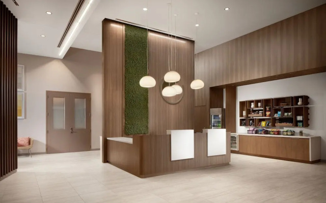 Element Charlotte Uptown