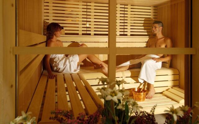 Alexander Hotel Alpine Wellness Dolomites