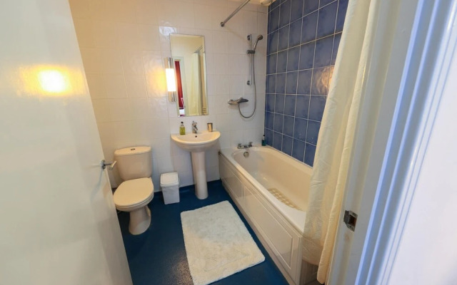 Ideally Located Convenient City Centre Studio Apartment
